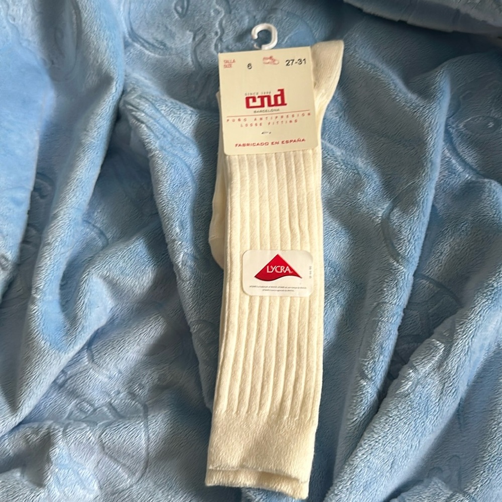 NEW CND BARCELONA GIRLS SOCKS
